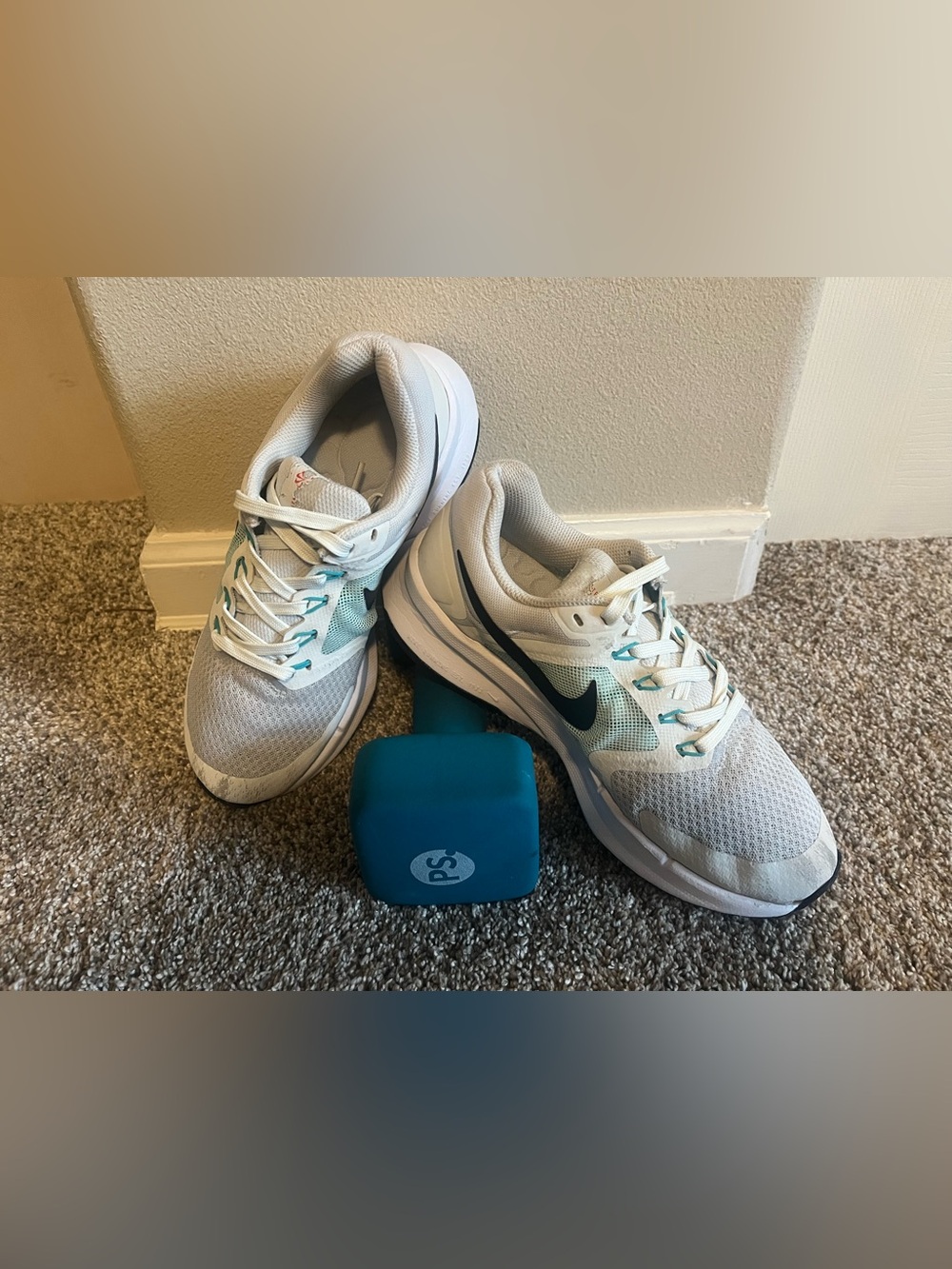 Nike Women’s White and Teal Athletic Running Shoes